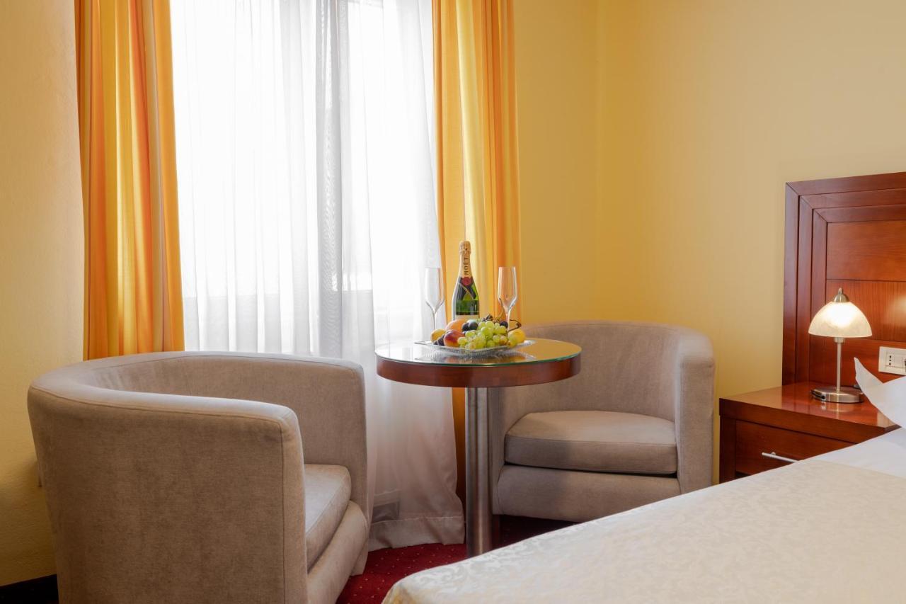 Bed & Breakfast Riva Makarska