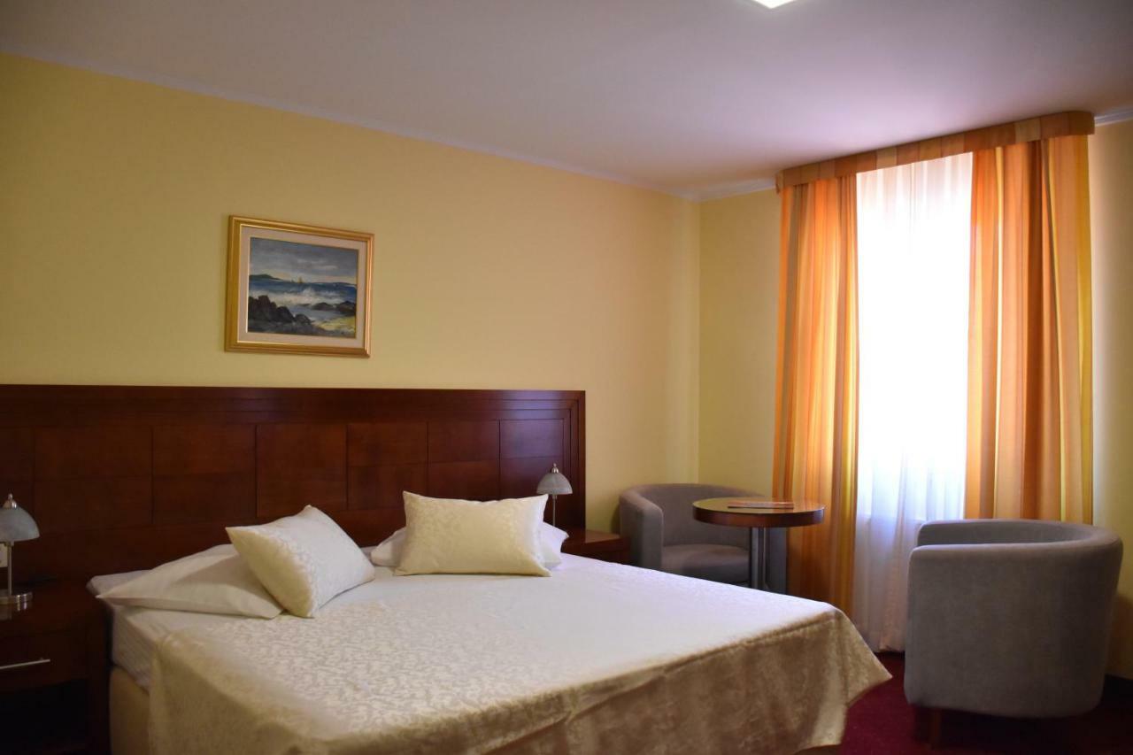 Riva Bed & Breakfast Makarska